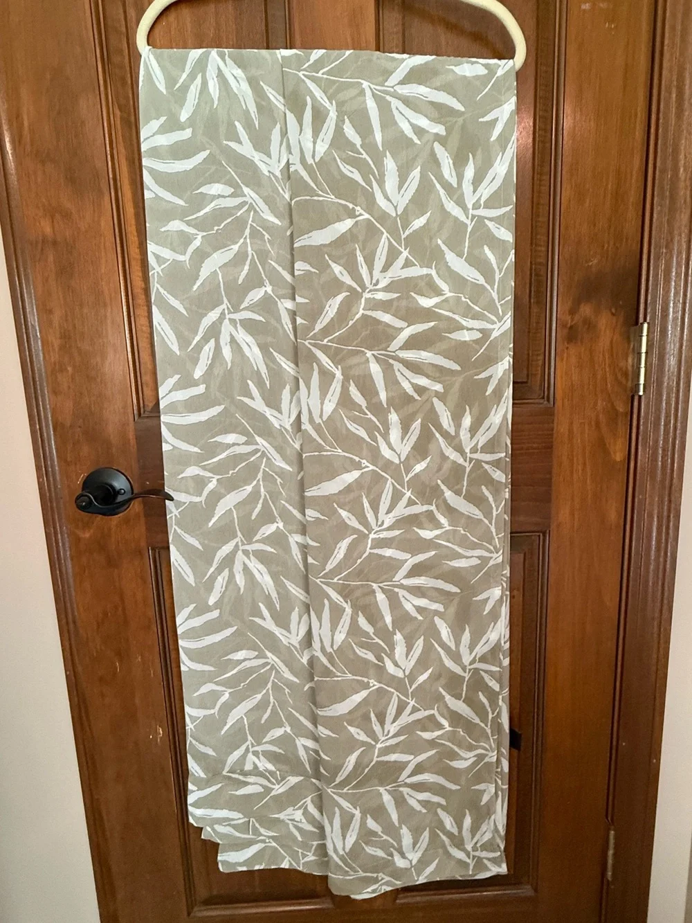 Nautica Taupe Panel with White Leaf Design